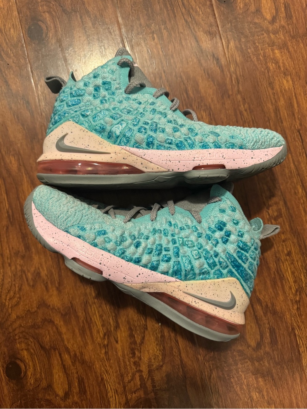 Nike LeBron 17 Aqua Knit